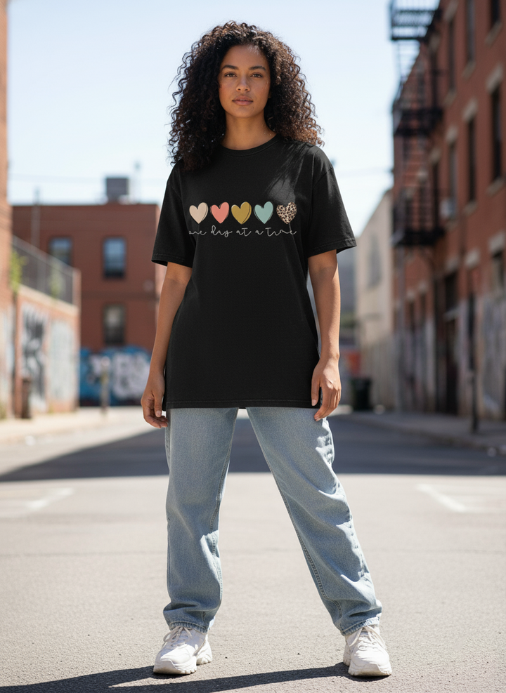 WOMEN'S BLACK ONE DAY AT A TIME REGULAR FIT TSHIRT