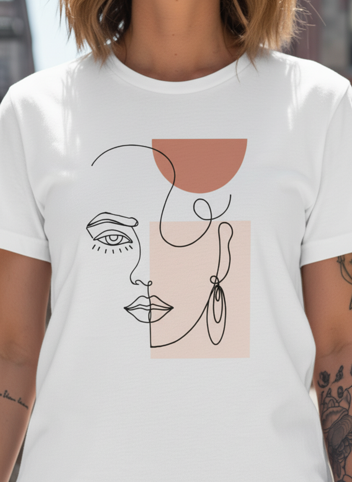 WOMEN'S WHITE ABSTRACT MUSE REGULAR FIR TSHIRT